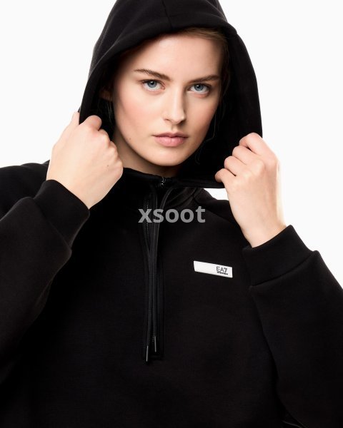 Dynamic Athlete hooded sweatshirt in Natural VENTUS7 technical fabric