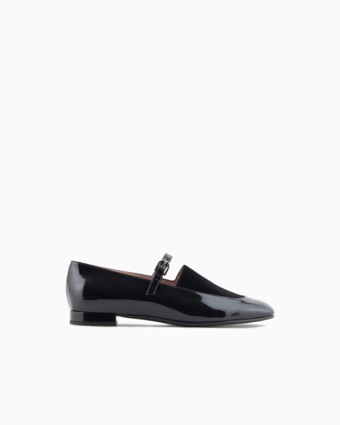 Patent leather Mary Jane ballerinas