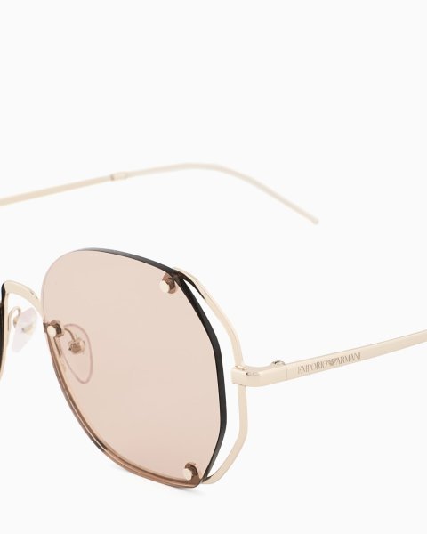 Women’s irregular-shaped sunglasses