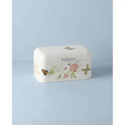 Butterfly Meadow 32 Oz. Food Storage Container
