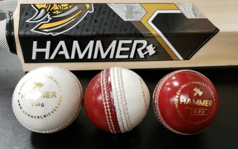 Hammer Core Cricket Ball - Red/White - Senior Size (Pack of 1)
